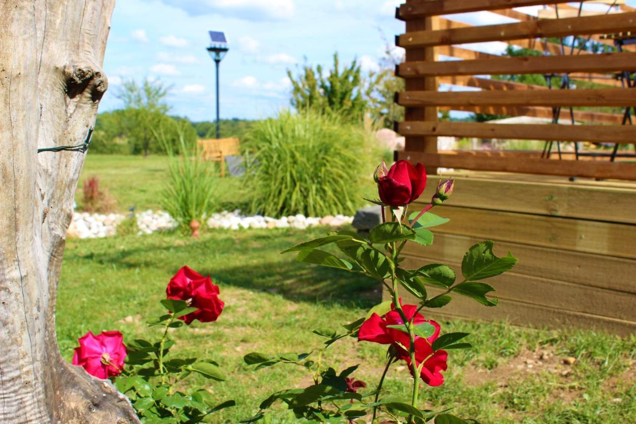 Domaine Des Graminees Hotel Jeanmenil Екстериор снимка